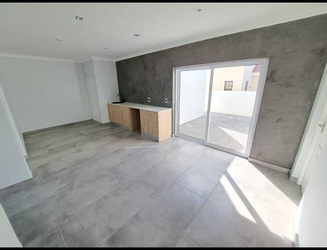 3 BEDROOM HOUSE FOR SALE IN PORT OWEN